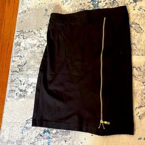 Anne Klein black skirt. Size:S